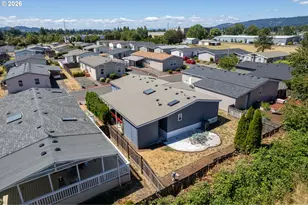 1000 S McKern Ct, Newberg, OR 97132 - Photo 6