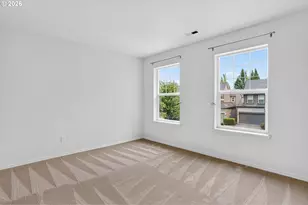 1026 SE Roundelay St, Hillsboro, OR 97123 - Photo 32