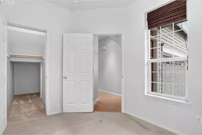 1026 SE Roundelay St, Hillsboro, OR 97123 - Photo 6