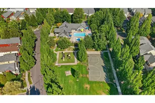 1026 SE Roundelay St, Hillsboro, OR 97123 - Photo 2