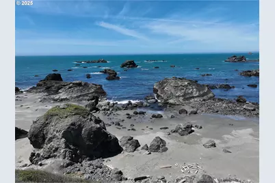 96503 Ridgeway St, Brookings, OR 97415 - Photo 4