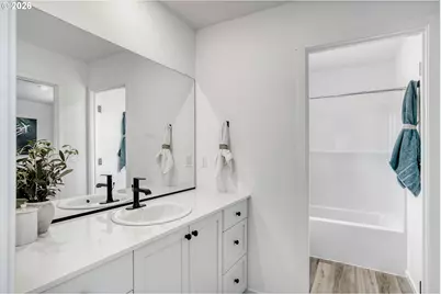 561 Spring Blvd, Woodburn, OR 97071 - Photo 18