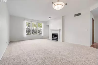 205 S Montgomery St #B204, Portland, OR 97201 - Photo 12