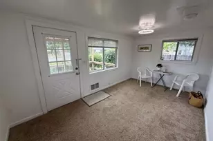 1992 18th St, Florence, OR 97439 - Photo 14