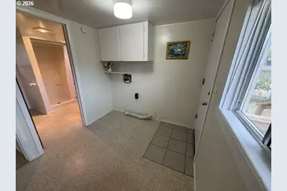 1992 18th St, Florence, OR 97439 - Photo 20