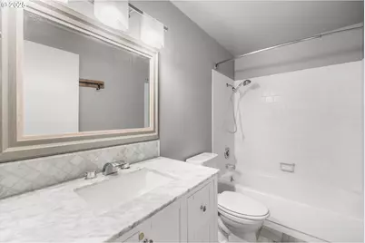 5729 NE Hazel Dell Ave #F, Vancouver, WA 98663 - Photo 24