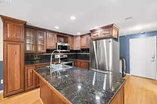 5729 NE Hazel Dell Ave, Vancouver, WA 98663 - Photo 4