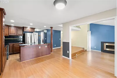 5729 NE Hazel Dell Ave #F, Vancouver, WA 98663 - Photo 8