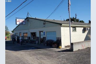 301 Main St, Summerville, OR 97876 - Photo 1