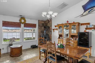 385 Church Rd, Sutherlin, OR 97479 - Photo 12