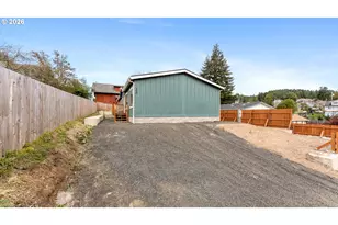 360 E 6th St E, Coquille, OR 97423 - Photo 2