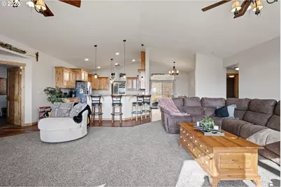 24674 Bolton Hill Rd, Veneta, OR 97487 - Photo 18