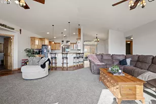 24674 Bolton Hill Rd, Veneta, OR 97487 - Photo 18