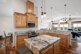 24674 Bolton Hill Rd, Veneta, OR 97487 - Photo 22