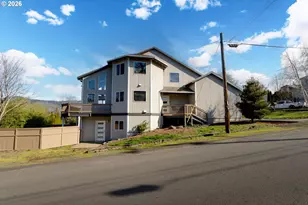1222 Lincoln St, Hood River, OR 97031 - Photo 1