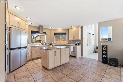 1222 Lincoln St, Hood River, OR 97031 - Photo 4