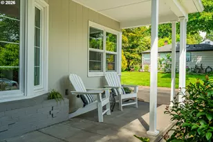 8345 SW Cashmur Ln, Portland, OR 97225 - Photo 4