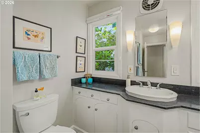 8345 SW Cashmur Ln, Portland, OR 97225 - Photo 18