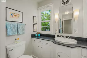 8345 SW Cashmur Ln, Portland, OR 97225 - Photo 18