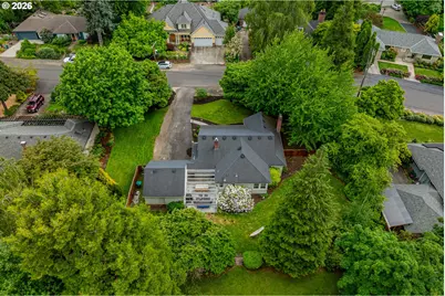 8345 SW Cashmur Ln, Portland, OR 97225 - Photo 42