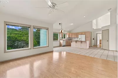 88692 Shoreline Dr, Florence, OR 97439 - Photo 8