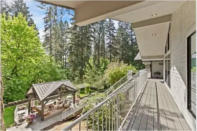 12410 NW 11th Ct, Vancouver, WA 98685 - Photo 8