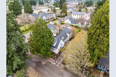 121 Wilbur St, Lake Oswego, OR 97034 - Photo 32