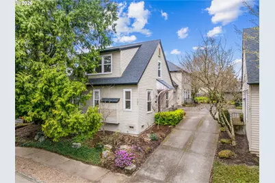 121 Wilbur St, Lake Oswego, OR 97034 - Photo 2