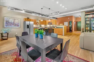 408 NW 12th Ave, Portland, OR 97209 - Photo 18
