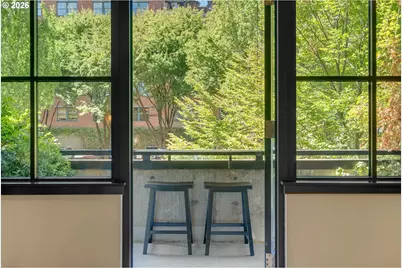 408 NW 12th Ave #201, Portland, OR 97209 - Photo 14