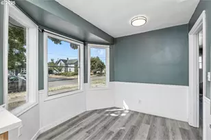 1307 E 5th St, Newberg, OR 97132 - Photo 12