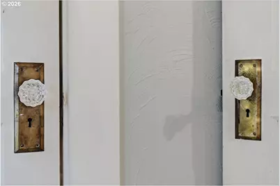 5850 SW Vermont St, Portland, OR 97219 - Photo 20