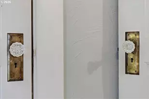 5850 SW Vermont St, Portland, OR 97219 - Photo 20