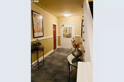 1104 SW Columbia St #306, Portland, OR 97201 - Photo 2