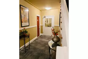 1104 SW Columbia St, Portland, OR 97201 - Photo 2