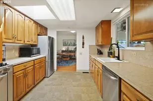 12510 SW Prince Phillip Ct, Portland, OR 97224 - Photo 16