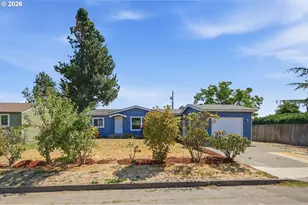 825 19th St, Springfield, OR 97477 - Photo 42