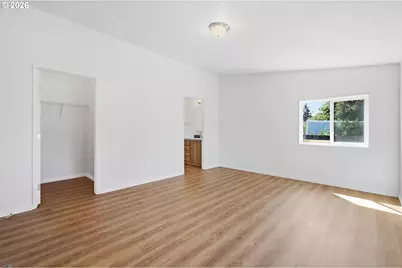 825 19th St, Springfield, OR 97477 - Photo 22