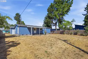 825 19th St, Springfield, OR 97477 - Photo 36