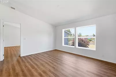825 19th St, Springfield, OR 97477 - Photo 20