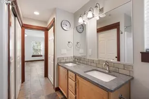 349 W Main St, Hillsboro, OR 97123 - Photo 18