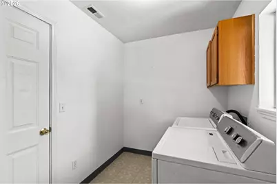922 Williams St, Eugene, OR 97402 - Photo 14