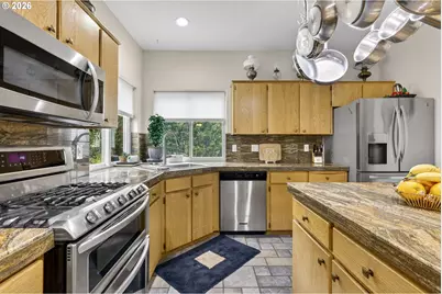 7799 SW 173rd Pl, Beaverton, OR 97007 - Photo 16