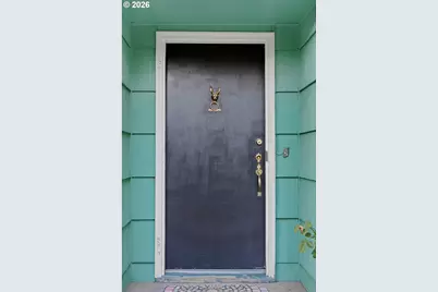 1911 SW Marigold St, Portland, OR 97219 - Photo 4