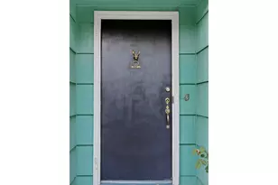 1911 SW Marigold St, Portland, OR 97219 - Photo 4