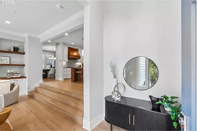 8450 SW 47th Ave, Portland, OR 97219 - Photo 2