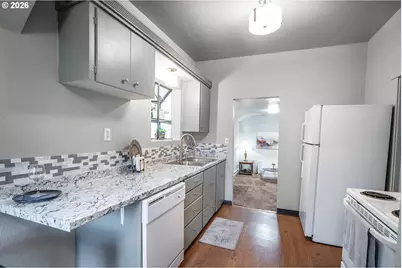 3621 E Amazon Dr, Eugene, OR 97405 - Photo 6
