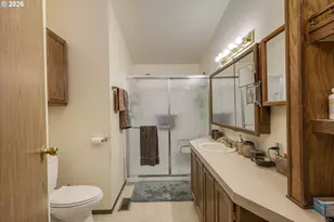 2410 SE Lancaster Dr, Salem, OR 97317 - Photo 12