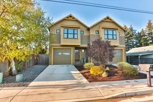 2273 June St, Hood River, OR 97031 - Photo 2