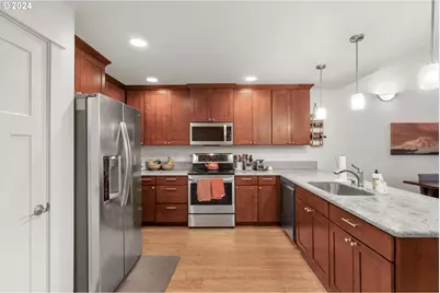 2273 June St, Hood River, OR 97031 - Photo 16